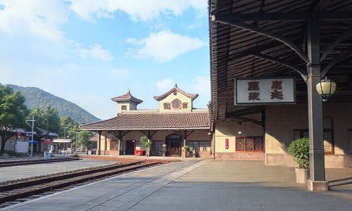 临漳火车站地址