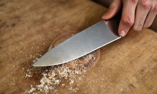 车床的外圆刀怎么磨车出来的东西光洁度高