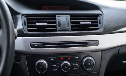 自动档车如何正确开启车载空调？自动档车车载空调使用有哪些注意事项？