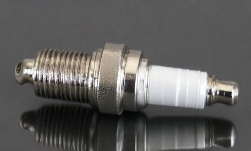 铱铂金火花塞的正常使用寿命有多长?