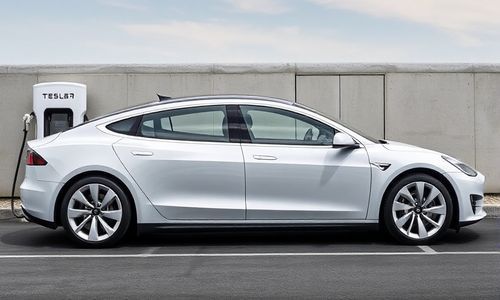 特斯拉汽车充一次电能跑多少公里?