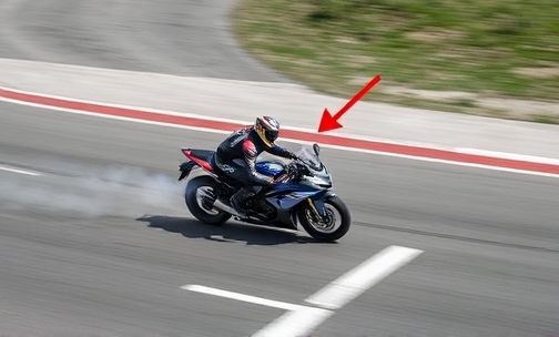 S 弯道中如何控制车速