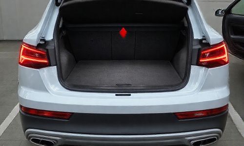 奥迪q2后备箱如何打开