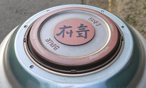 长安欧诺油箱盖开启方法