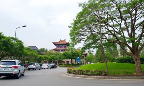 郑州南环公园怎么停车