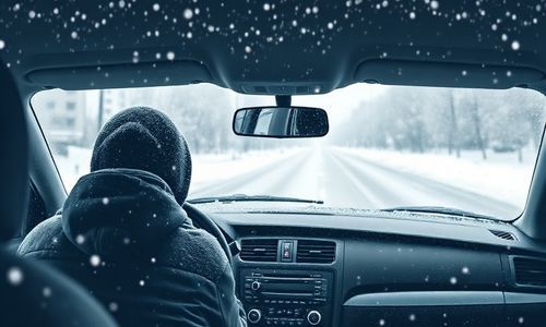 雨雪天气开车注意事项