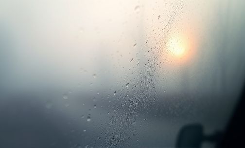 汽车车窗起雾怎么办?