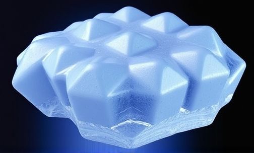 极氪001标的材质有什么特点？