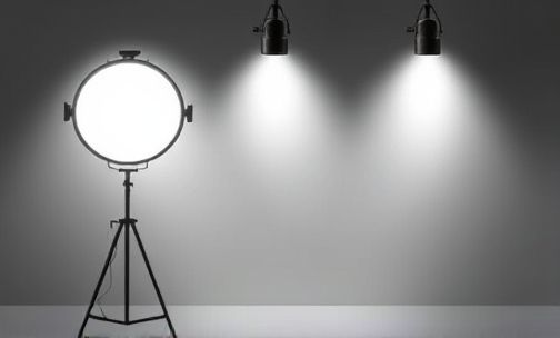 比亚迪秦 L 的灯光配置参数怎样？