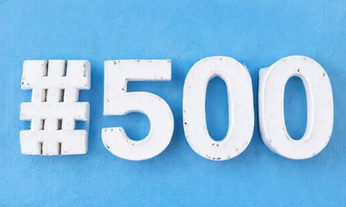 蓝底白字50代表什么?