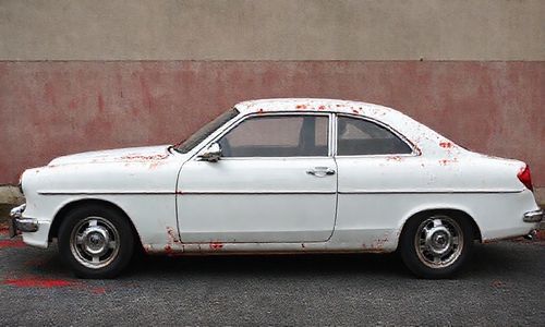 白车上沾上红漆怎么办