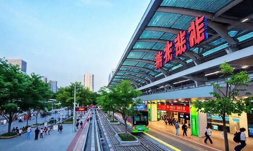 南宁东高铁站 附近哪个汽车站比较近