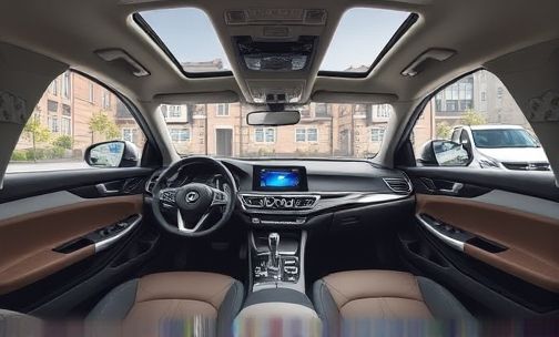 宝骏 560 和哈佛 H6 的内部空间谁更大?